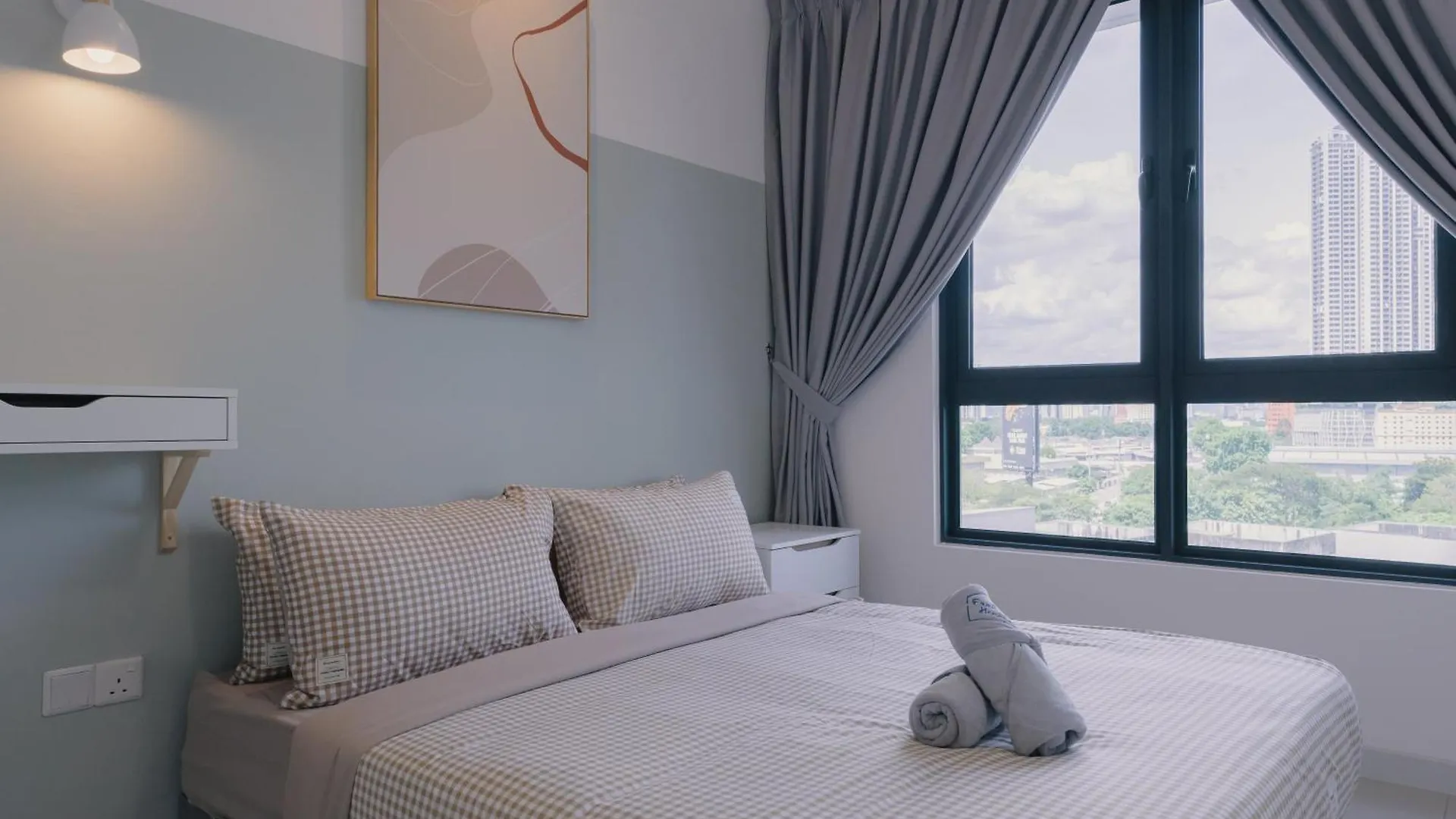 Savio Riana Dutamas Near Mitec Lägenhet Kuala Lumpur