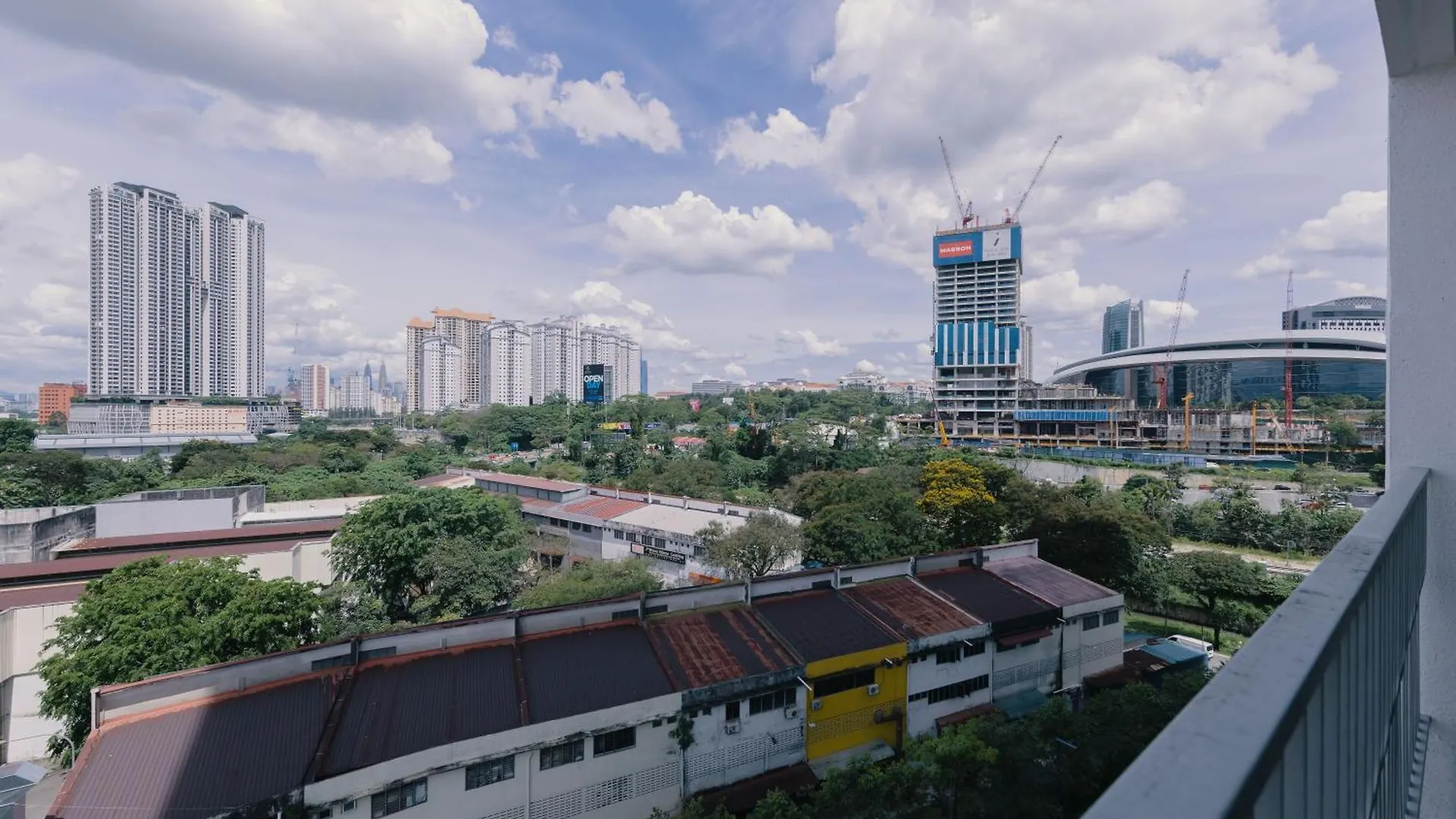 Savio Riana Dutamas Near Mitec Lägenhet Kuala Lumpur